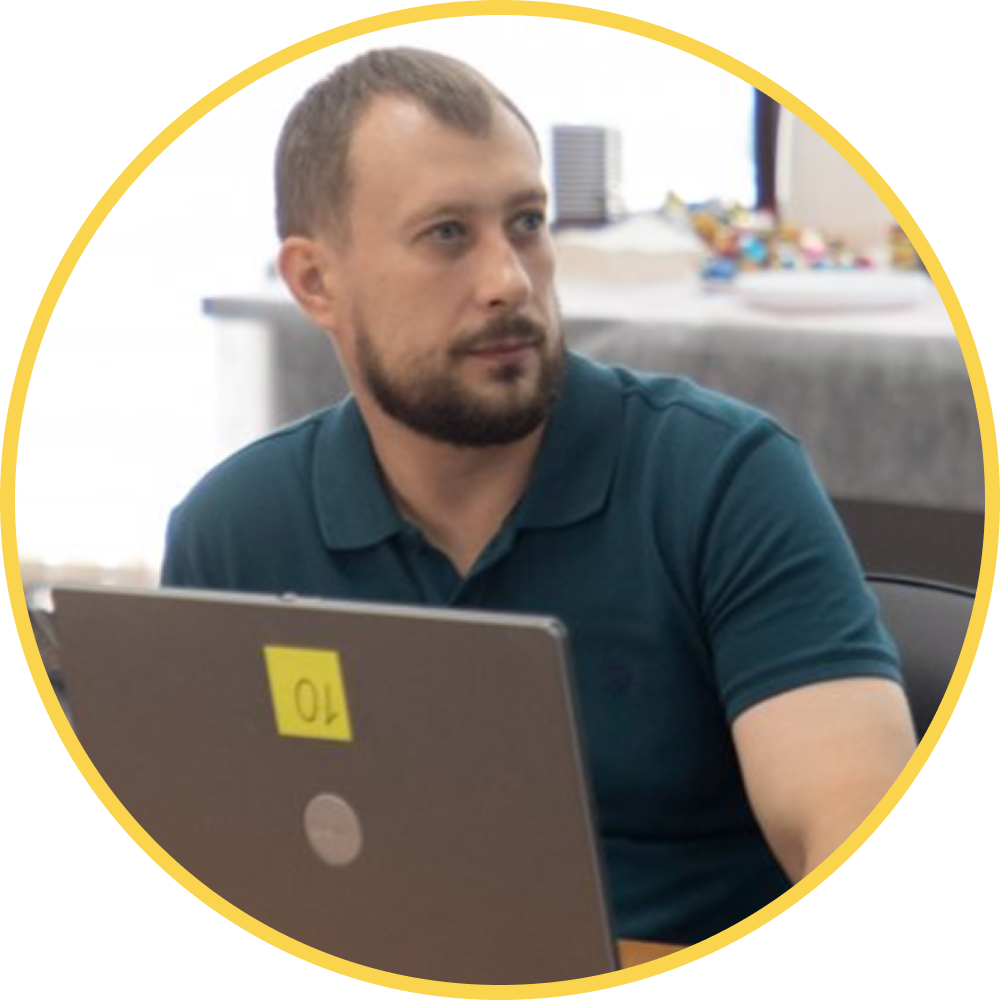 Дмитрий Красноперов.png